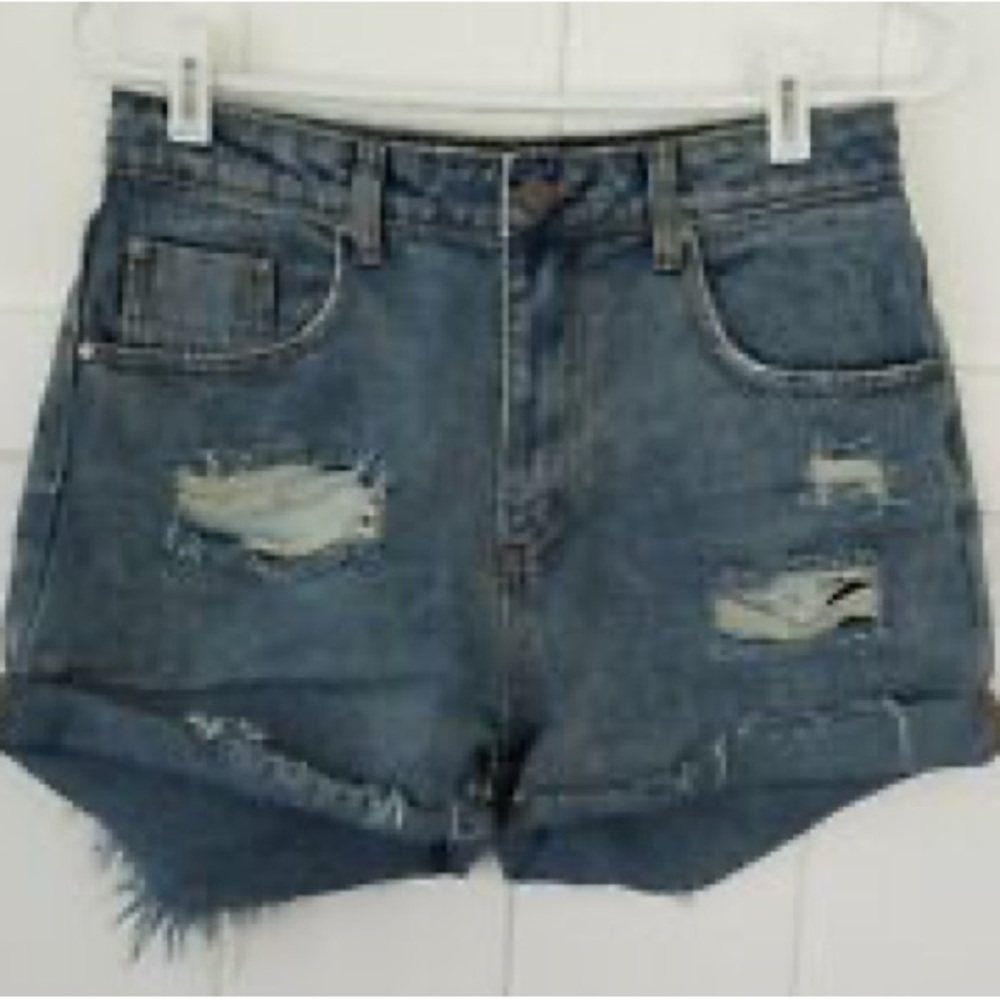 Women’s Mustard Seed High Rise Denim Shorts.